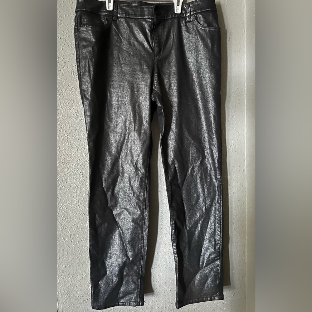 Chico's Platinum women's pant size 2 (US12). Excellent, brand new (without tags)
